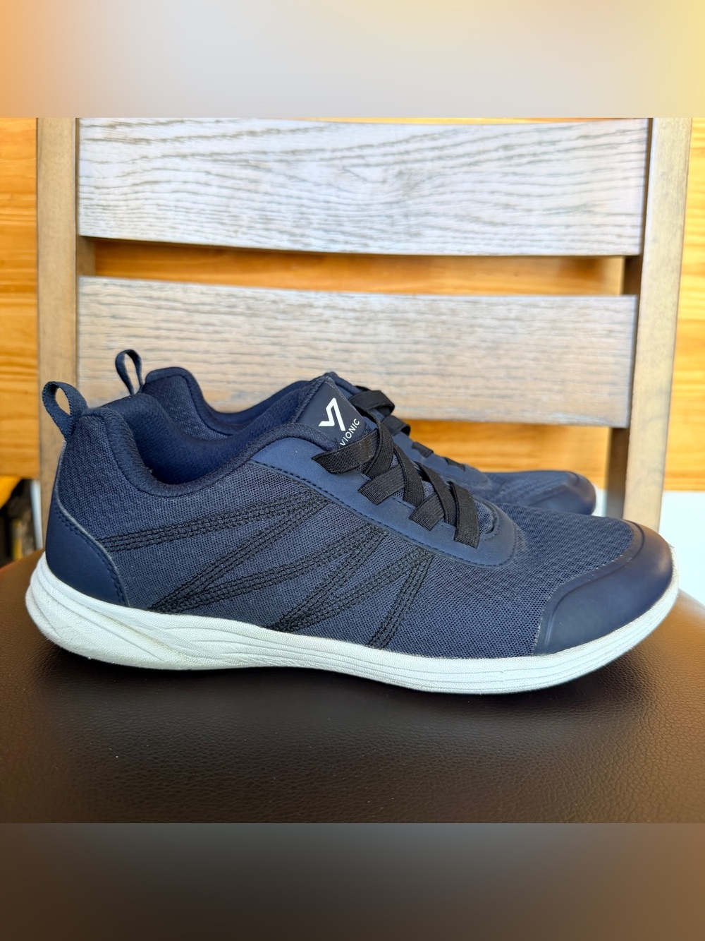 Vionic Shay slip-on sneakers in navy blue women size 9.5